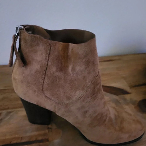 Brash Stacked Healed Suede Ankle Booties Size‎ 9 - Picture 8 of 9